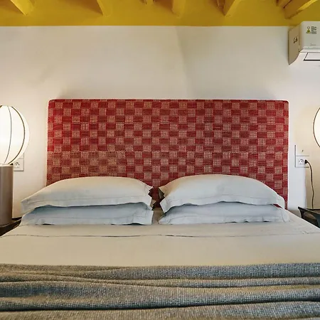 Villa Themonkleros *